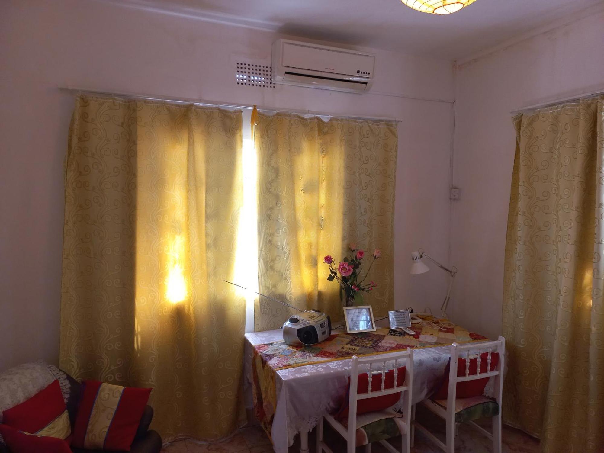 Open Air Cafe & Apartments 路易港 外观 照片
