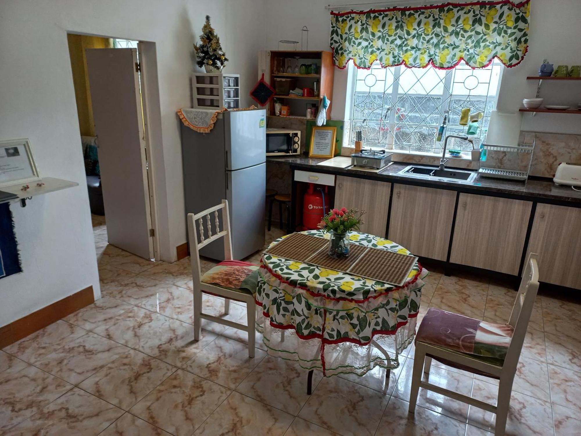 Open Air Cafe & Apartments 路易港 客房 照片